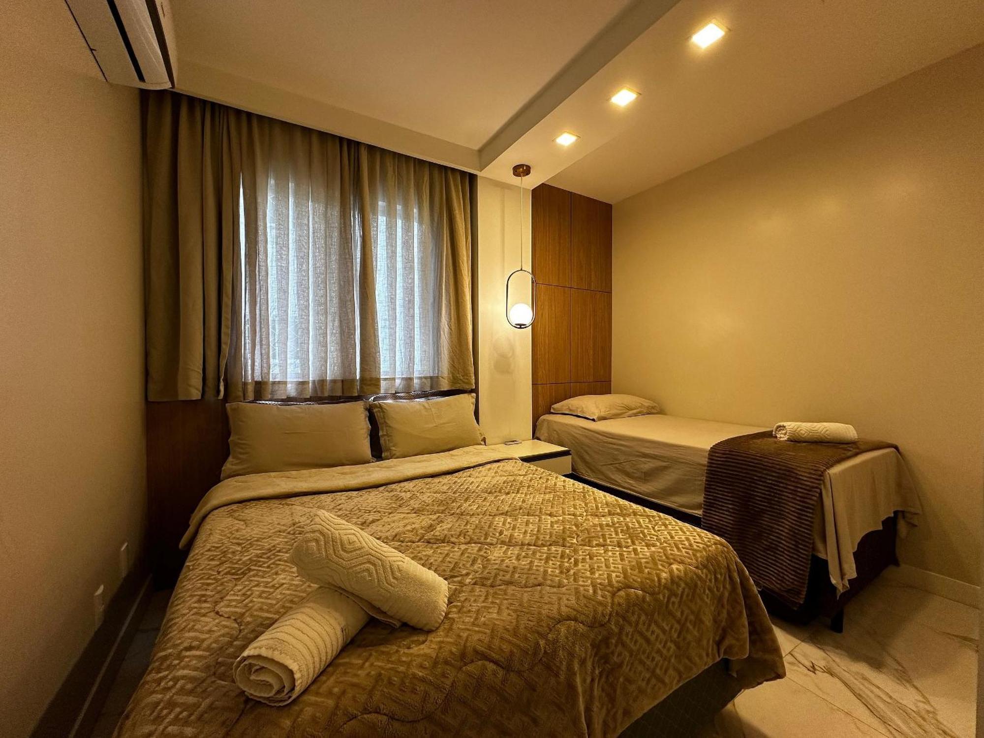 Cn01- 2 Quartos| Quadra Mar| Tela Protecao Garagem Apartamento Balneario Camboriu